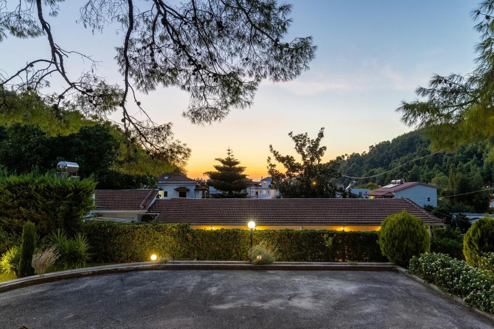 Skopelos Country House Diamantis & Chrisi Agnontas Dış mekan fotoğraf